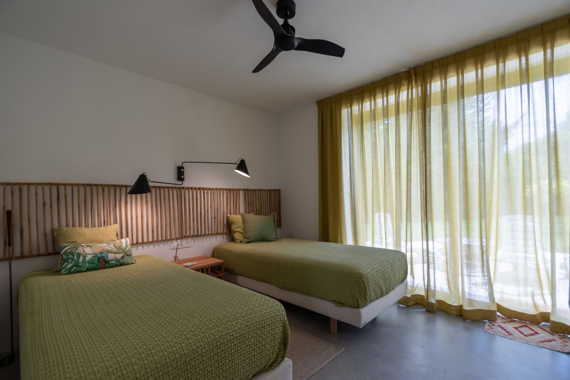 Resale - Villa - Marbella - Guadalmina Baja