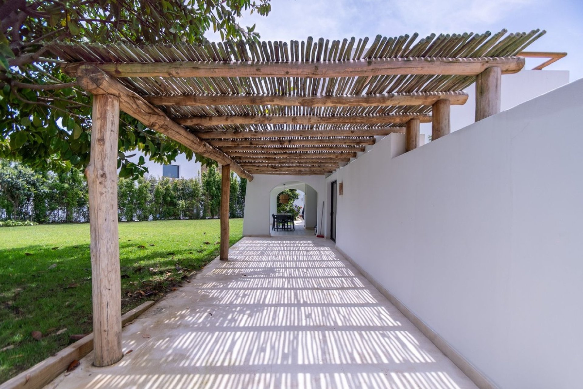 Resale - Villa - Marbella - Guadalmina Baja