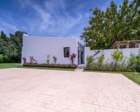 Resale - Villa - Marbella - Guadalmina Baja