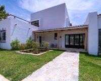 Resale - Villa - Marbella - Guadalmina Baja