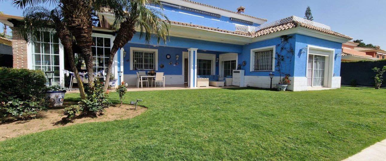 Resale - Villa - Marbella - Guadalmina Baja
