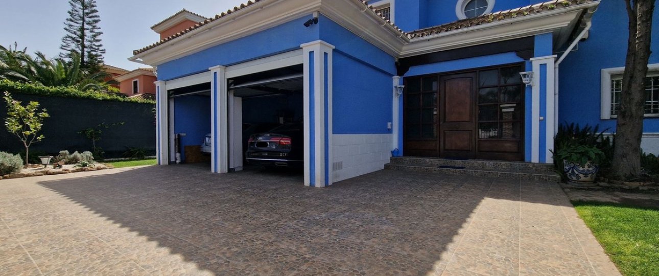 Resale - Villa - Marbella - Guadalmina Baja