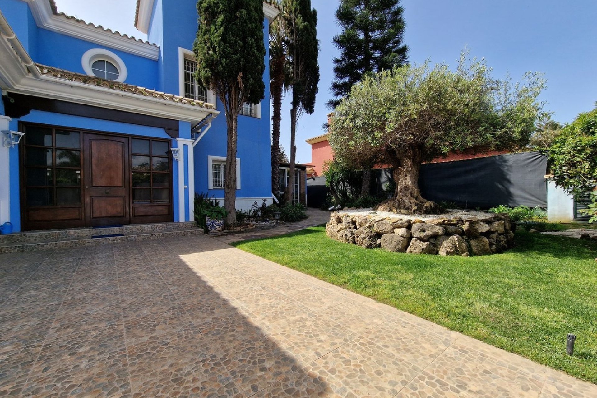 Resale - Villa - Marbella - Guadalmina Baja