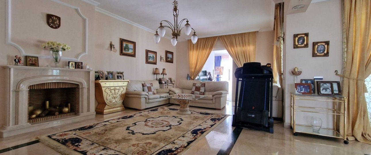 Resale - Villa - Marbella - Guadalmina Baja