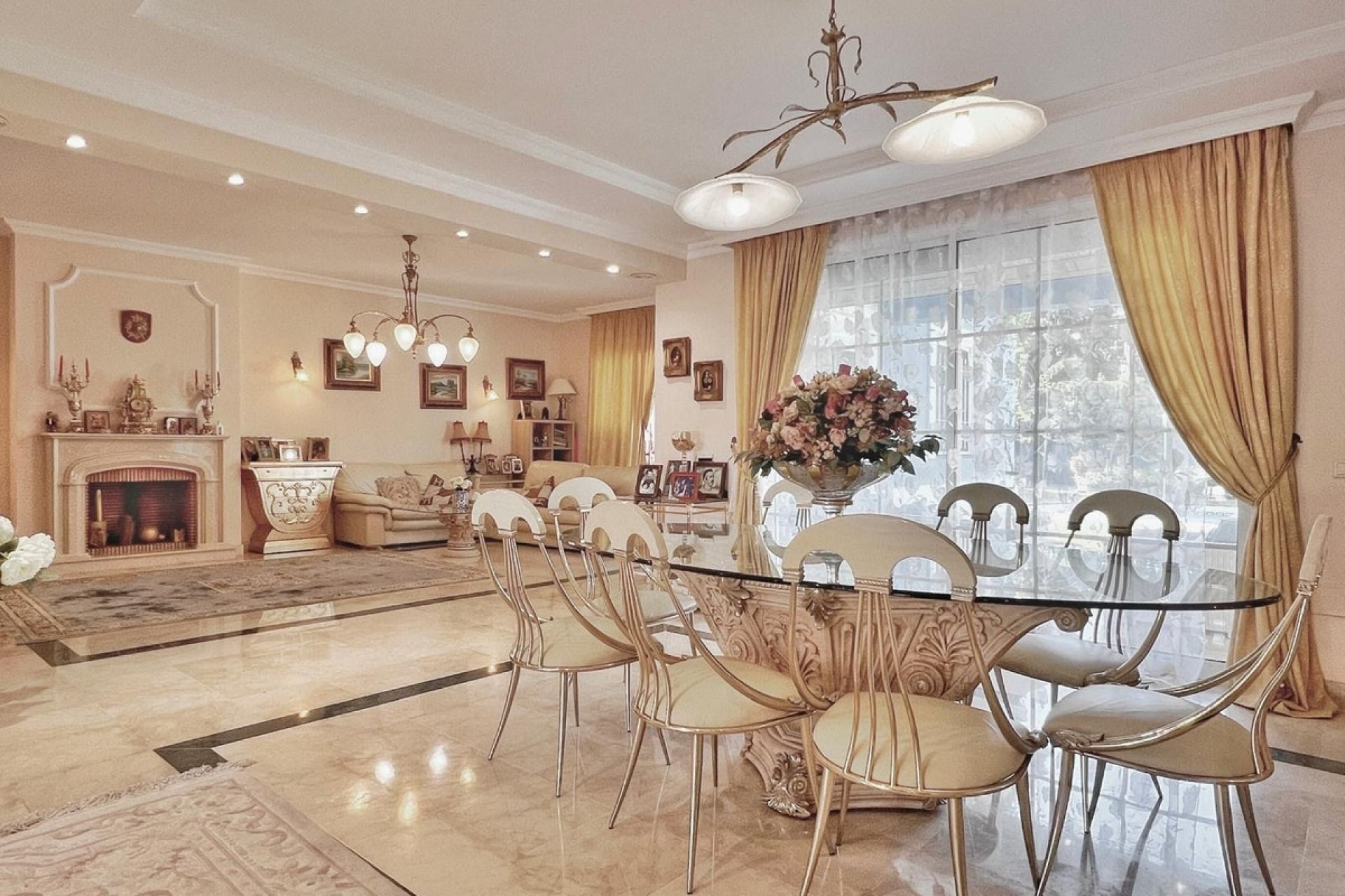 Resale - Villa - Marbella - Guadalmina Baja