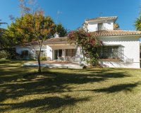 Resale - Villa - Marbella - Guadalmina Baja