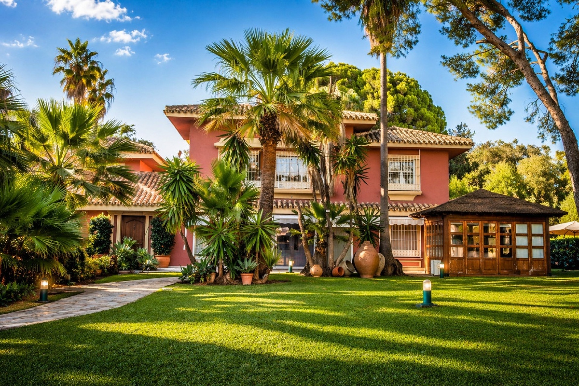 Resale - Villa - Marbella - Guadalmina Baja