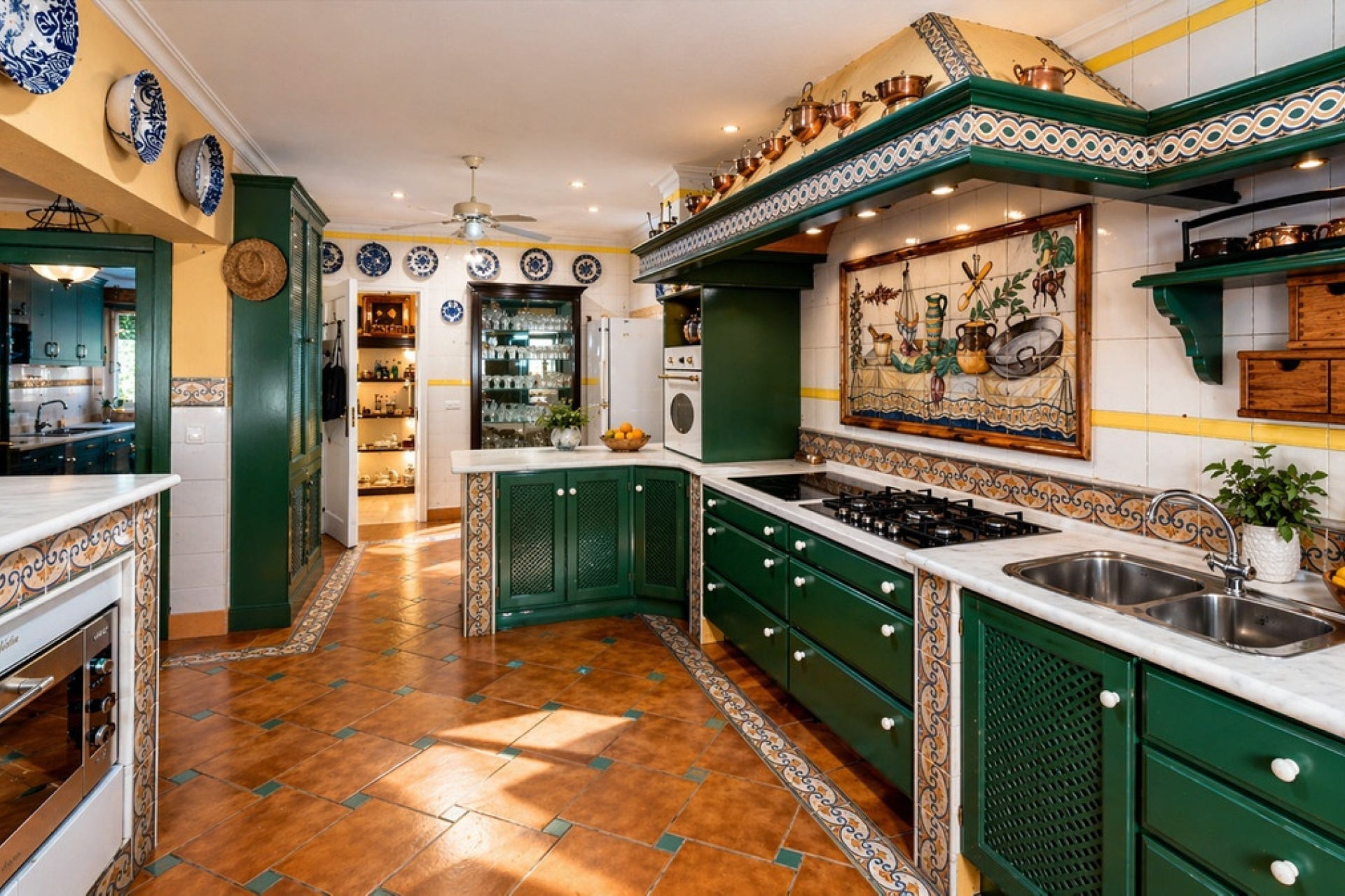 Resale - Villa - Marbella - Guadalmina Baja