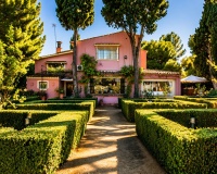 Resale - Villa - Marbella - Guadalmina Baja