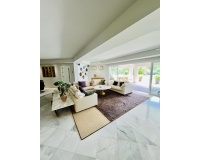 Resale - Villa - Marbella - Guadalmina Baja