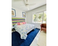 Resale - Villa - Marbella - Guadalmina Baja