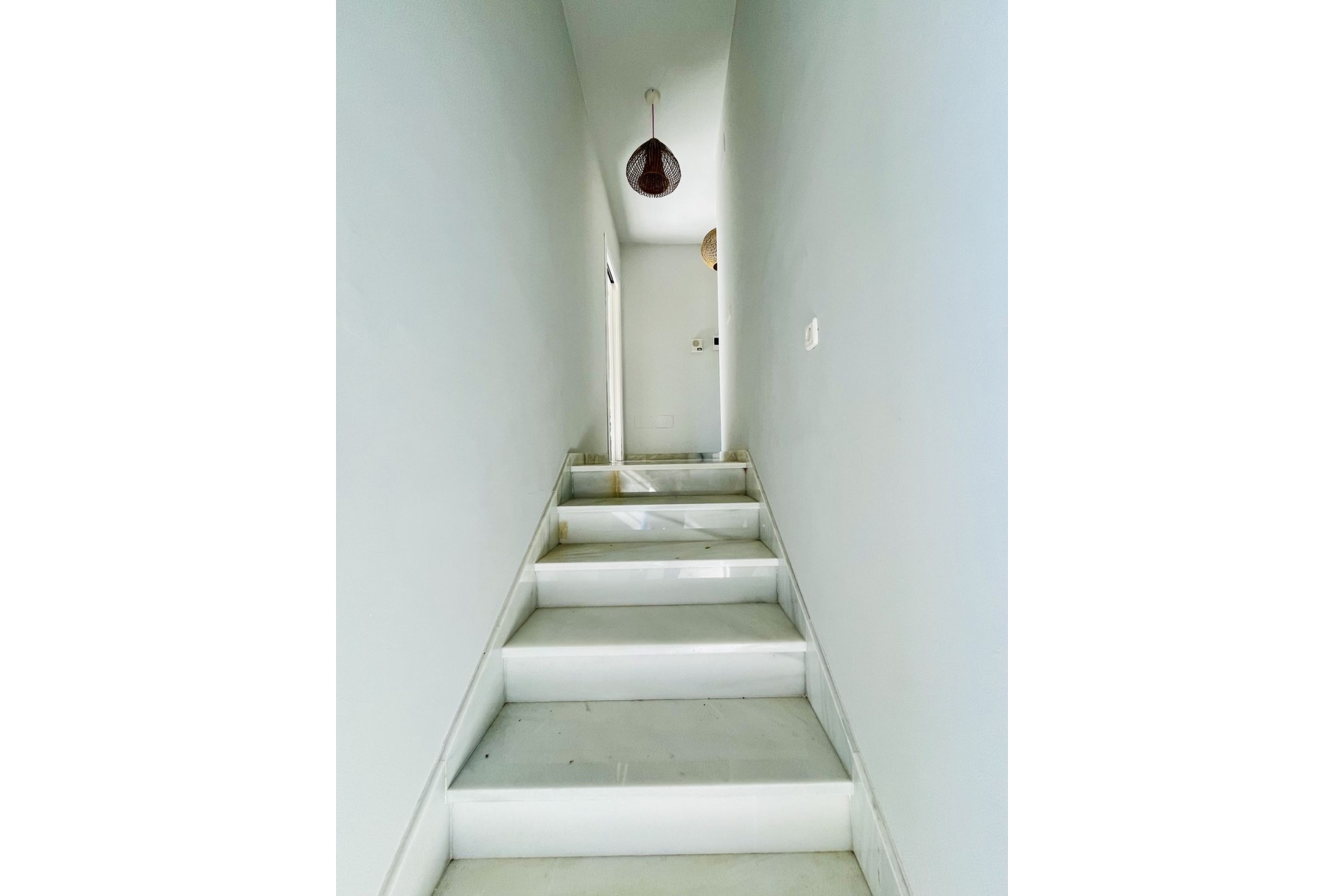 Resale - Villa - Marbella - Guadalmina Baja