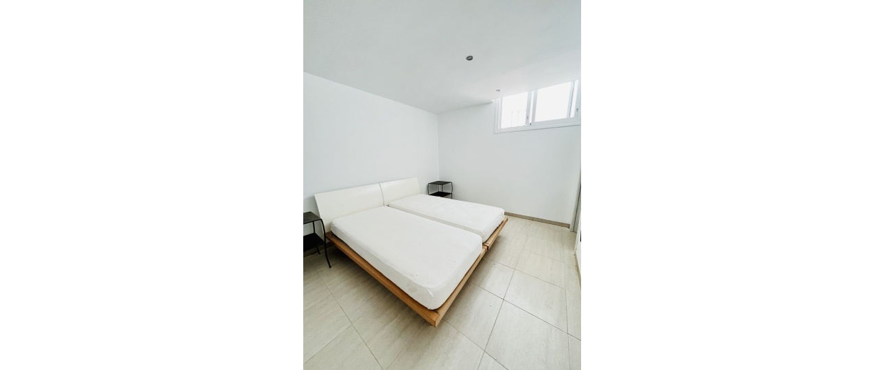 Resale - Villa - Marbella - Guadalmina Baja