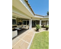 Resale - Villa - Marbella - Guadalmina Baja