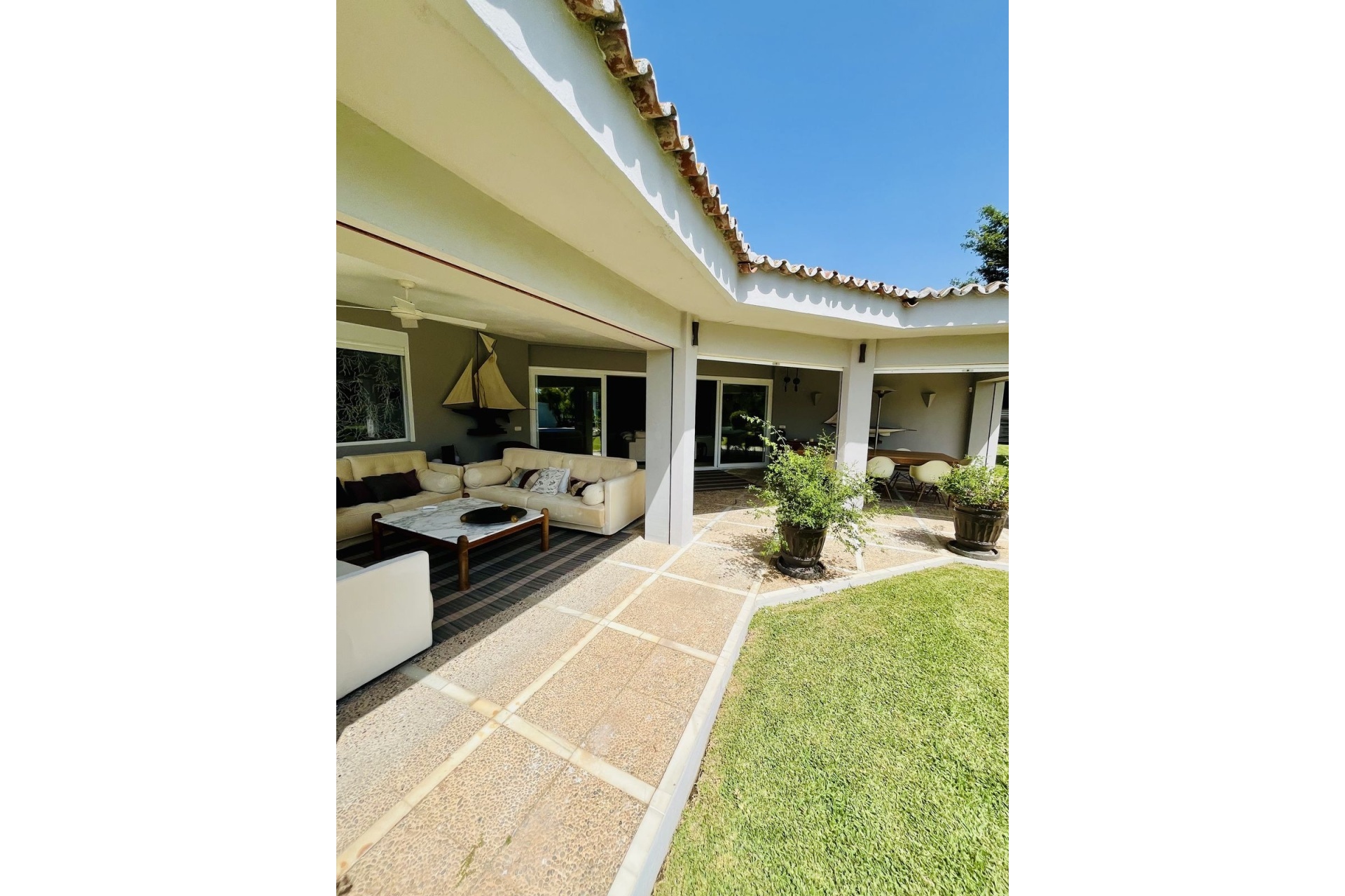 Resale - Villa - Marbella - Guadalmina Baja