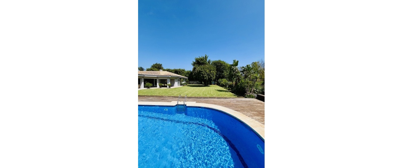 Resale - Villa - Marbella - Guadalmina Baja