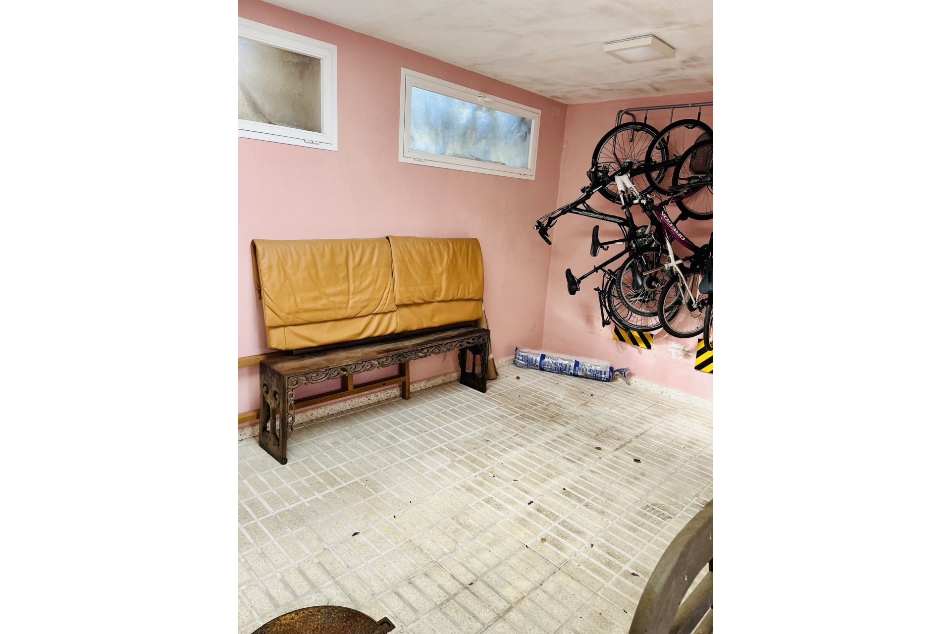 Resale - Villa - Marbella - Guadalmina Baja