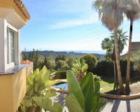 Resale - Villa - Marbella - Hacienda Las Chapas