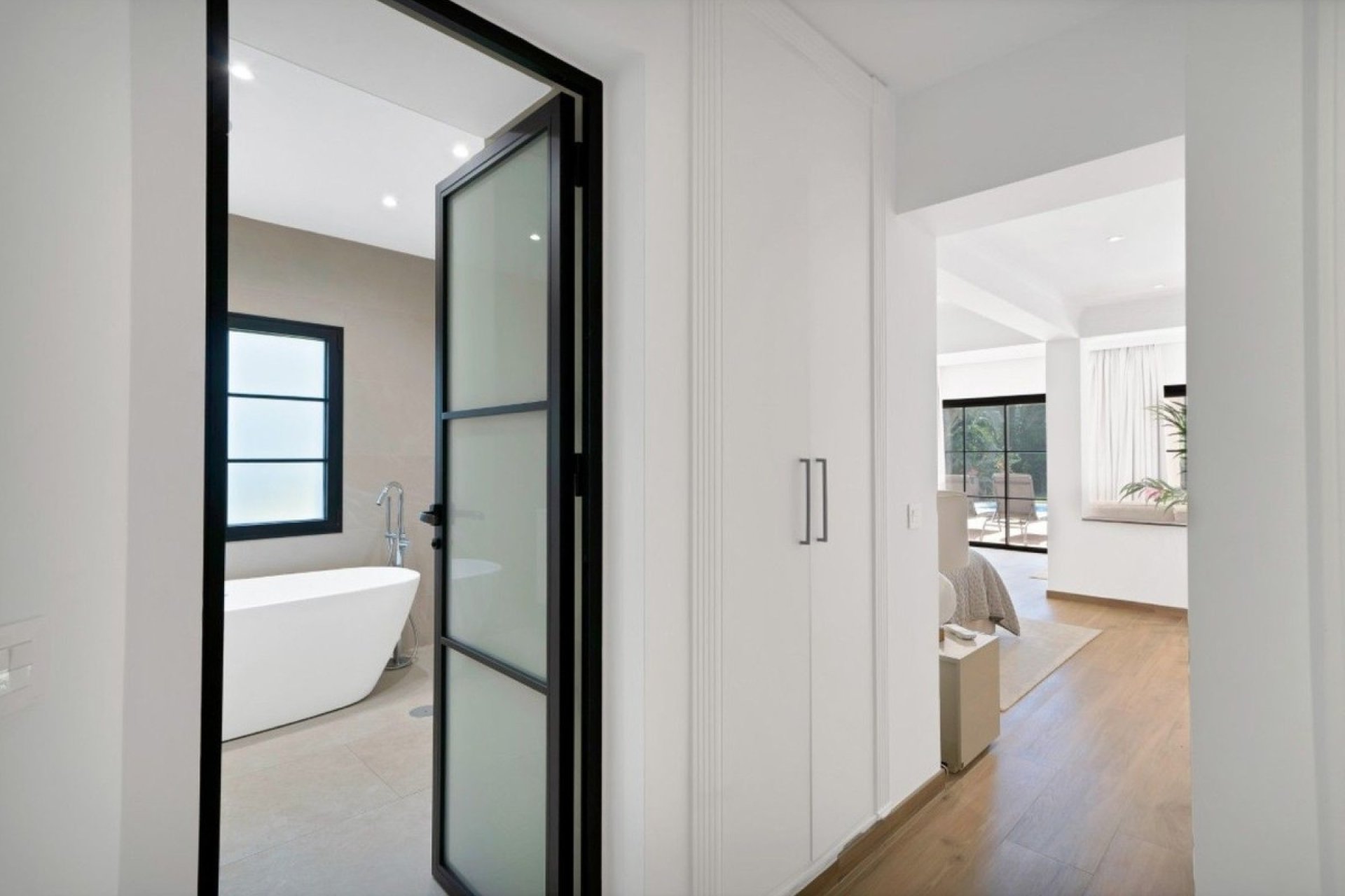 Resale - Villa - Marbella - Hacienda Las Chapas