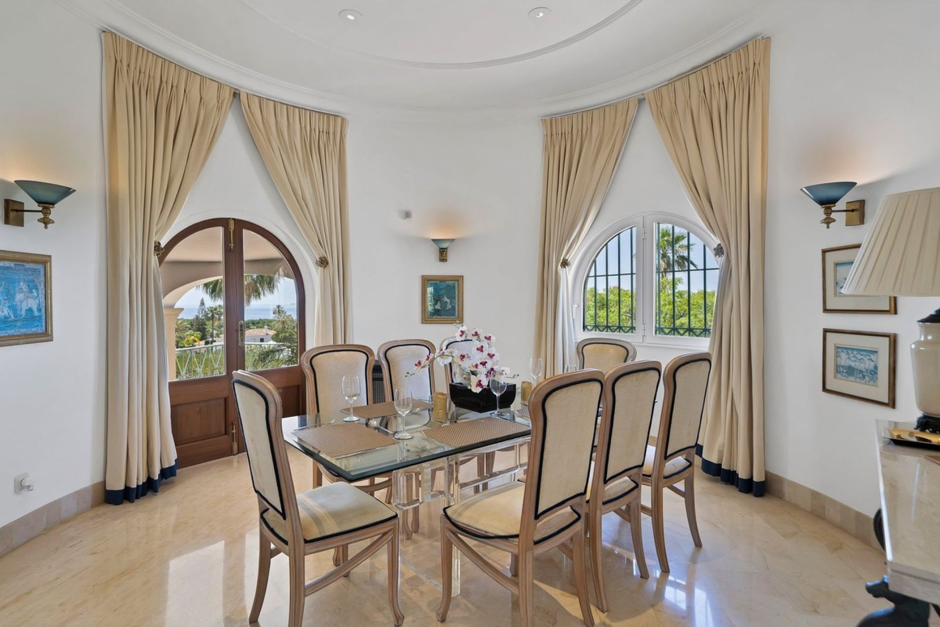 Resale - Villa - Marbella - Hacienda Las Chapas