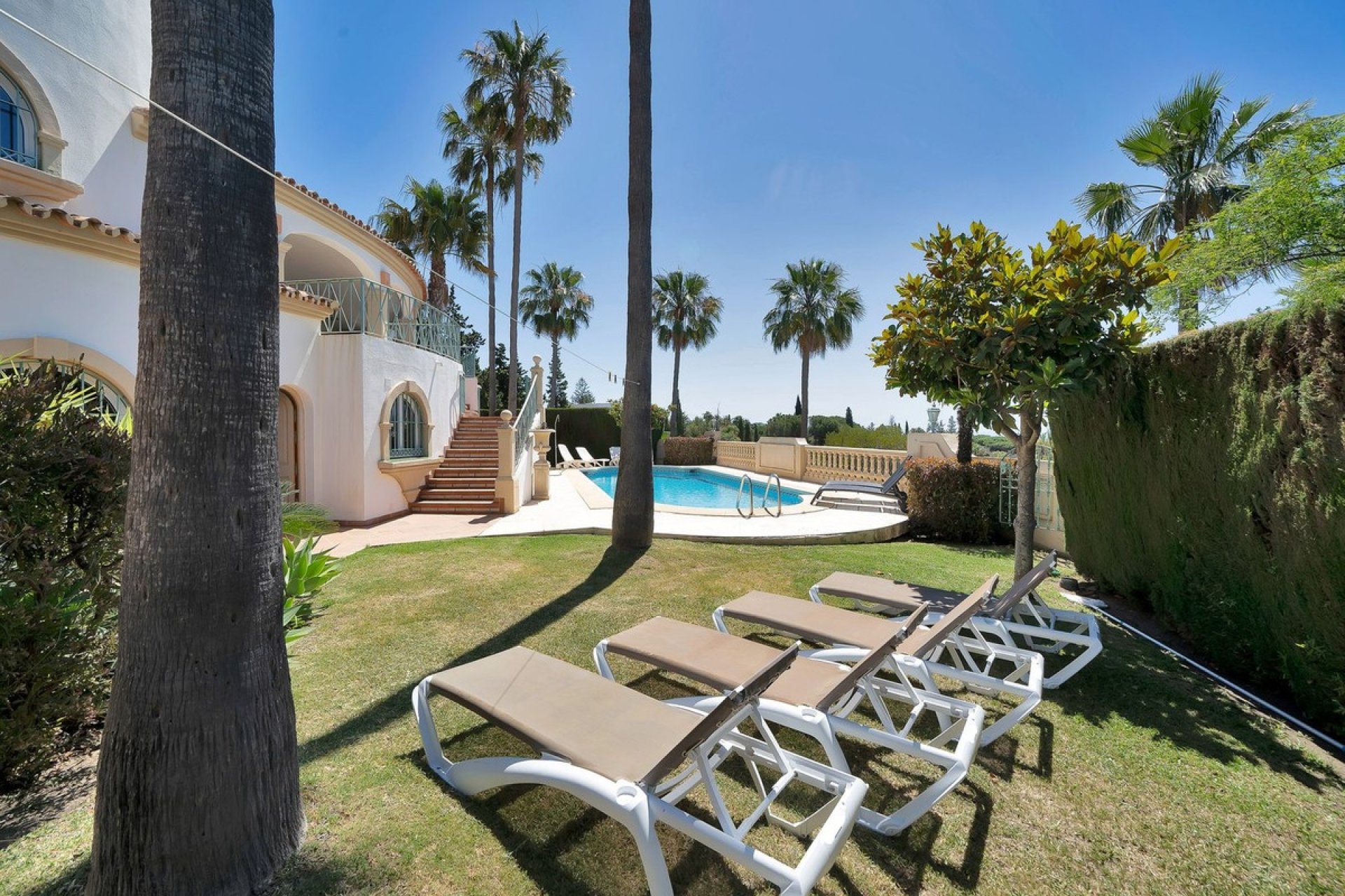 Resale - Villa - Marbella - Hacienda Las Chapas