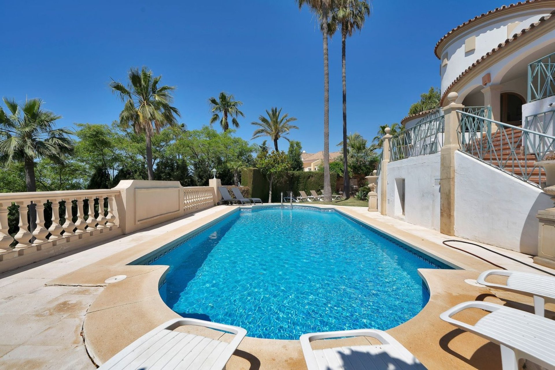 Resale - Villa - Marbella - Hacienda Las Chapas