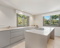 Resale - Villa - Marbella - Hacienda Las Chapas