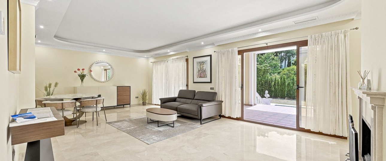Resale - Villa - Marbella - Hacienda Las Chapas