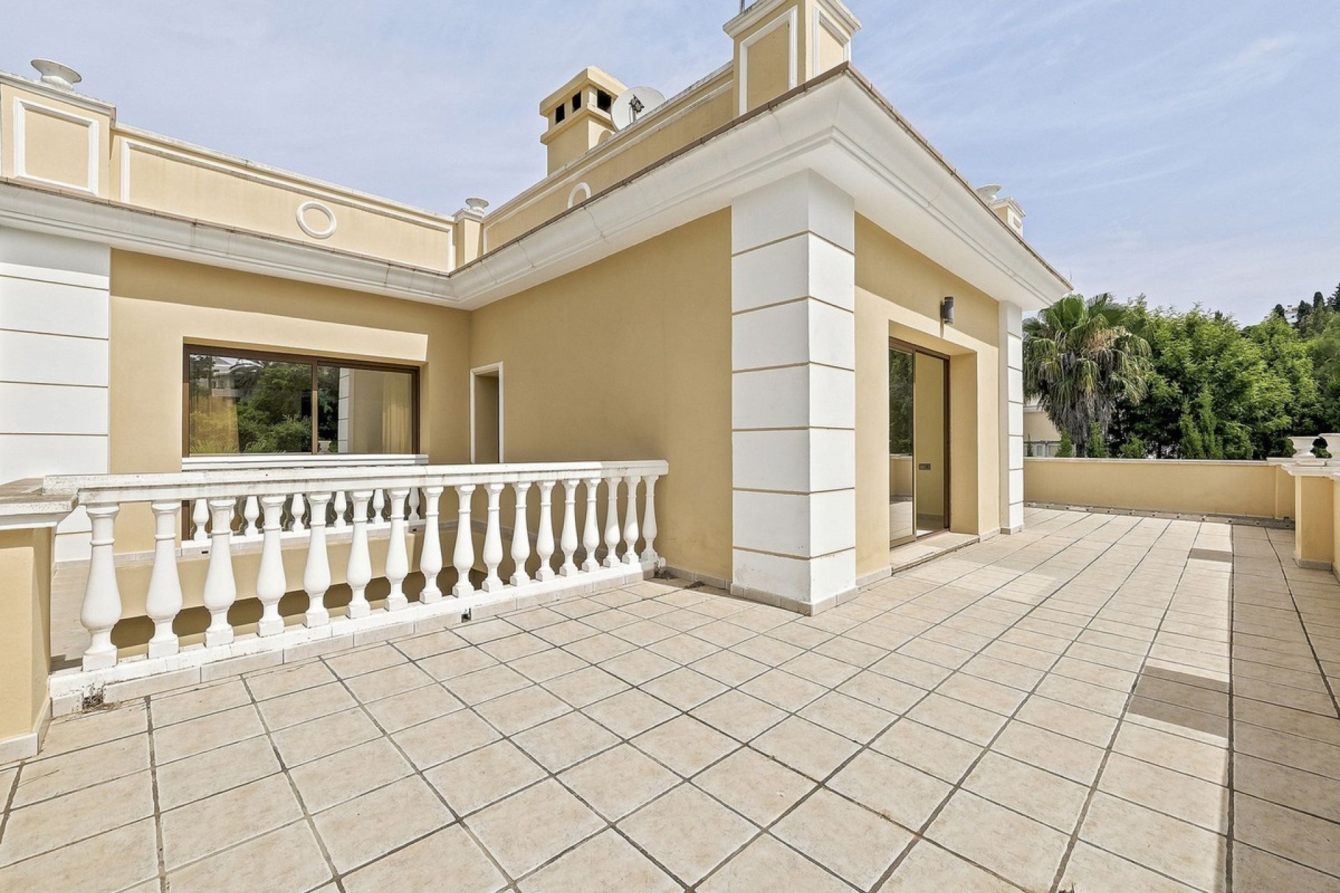 Resale - Villa - Marbella - Hacienda Las Chapas