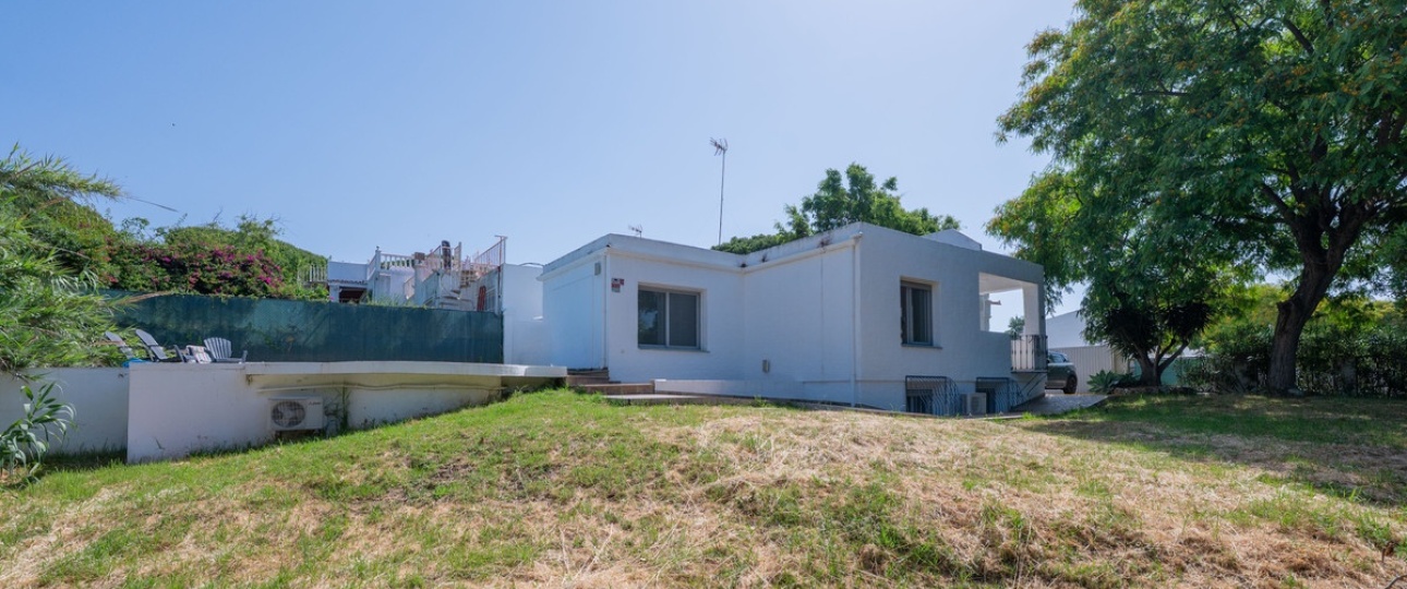 Resale - Villa - Marbella - Hacienda Las Chapas