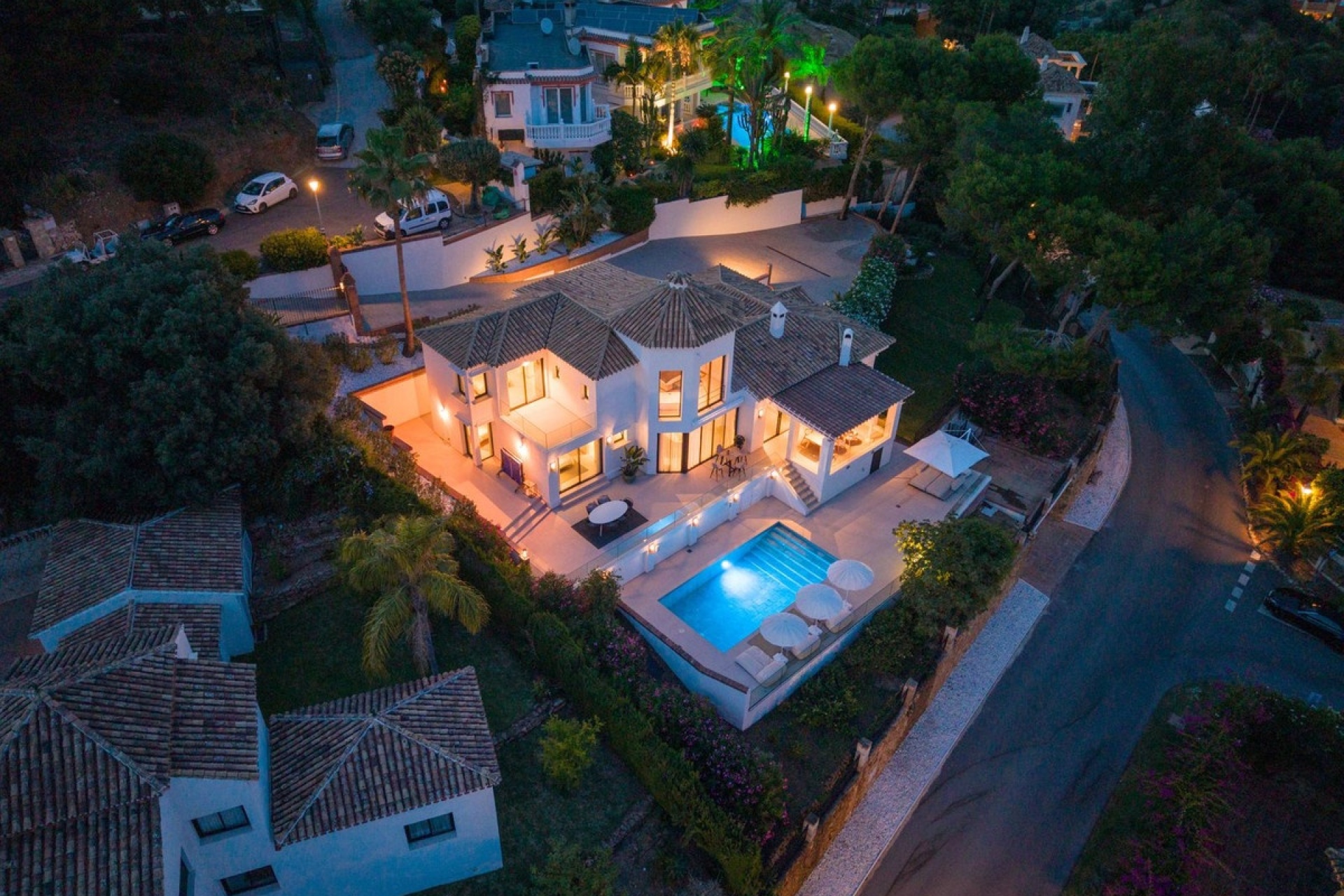 Resale - Villa - Marbella - Hacienda Las Chapas