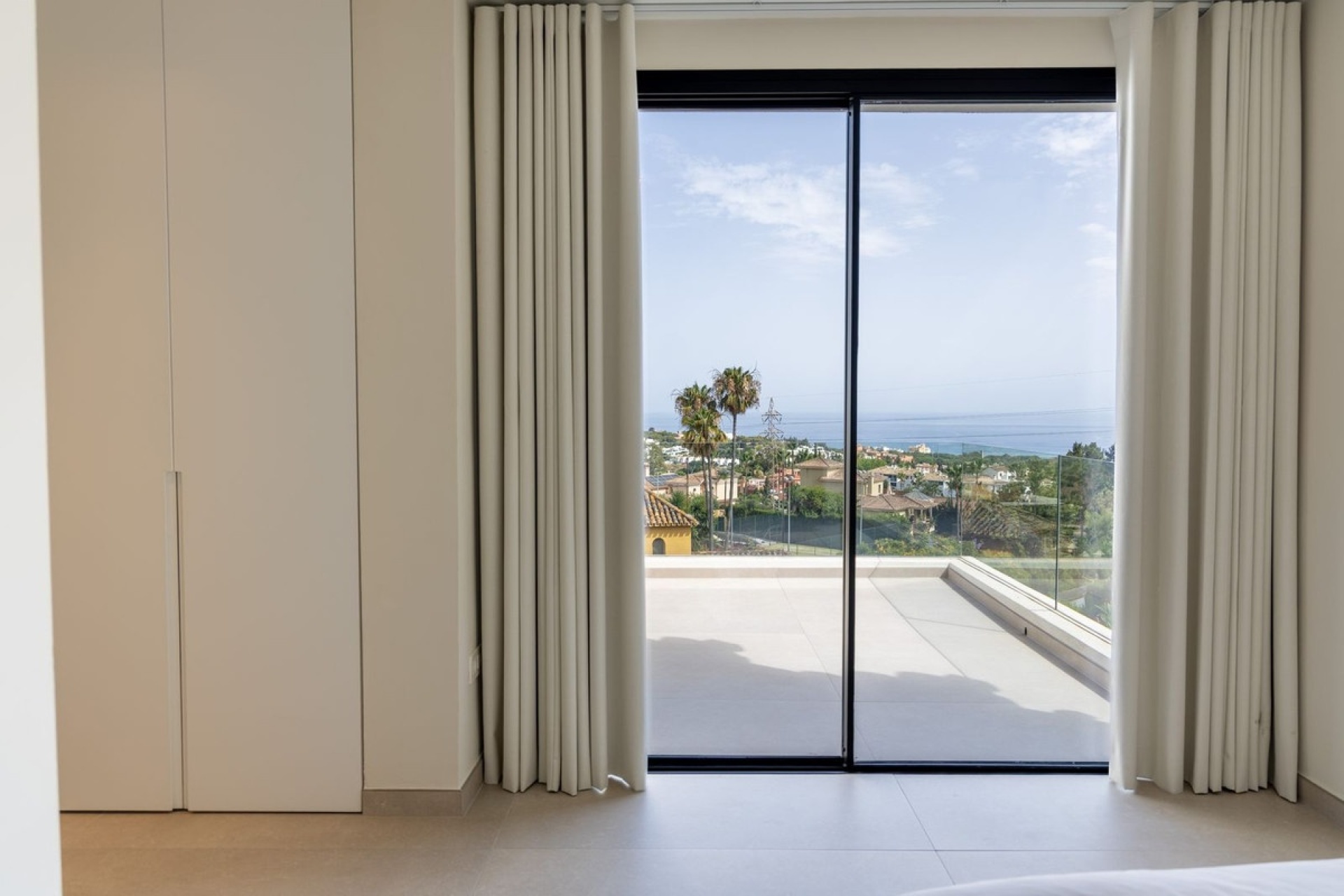 Resale - Villa - Marbella - Hacienda Las Chapas