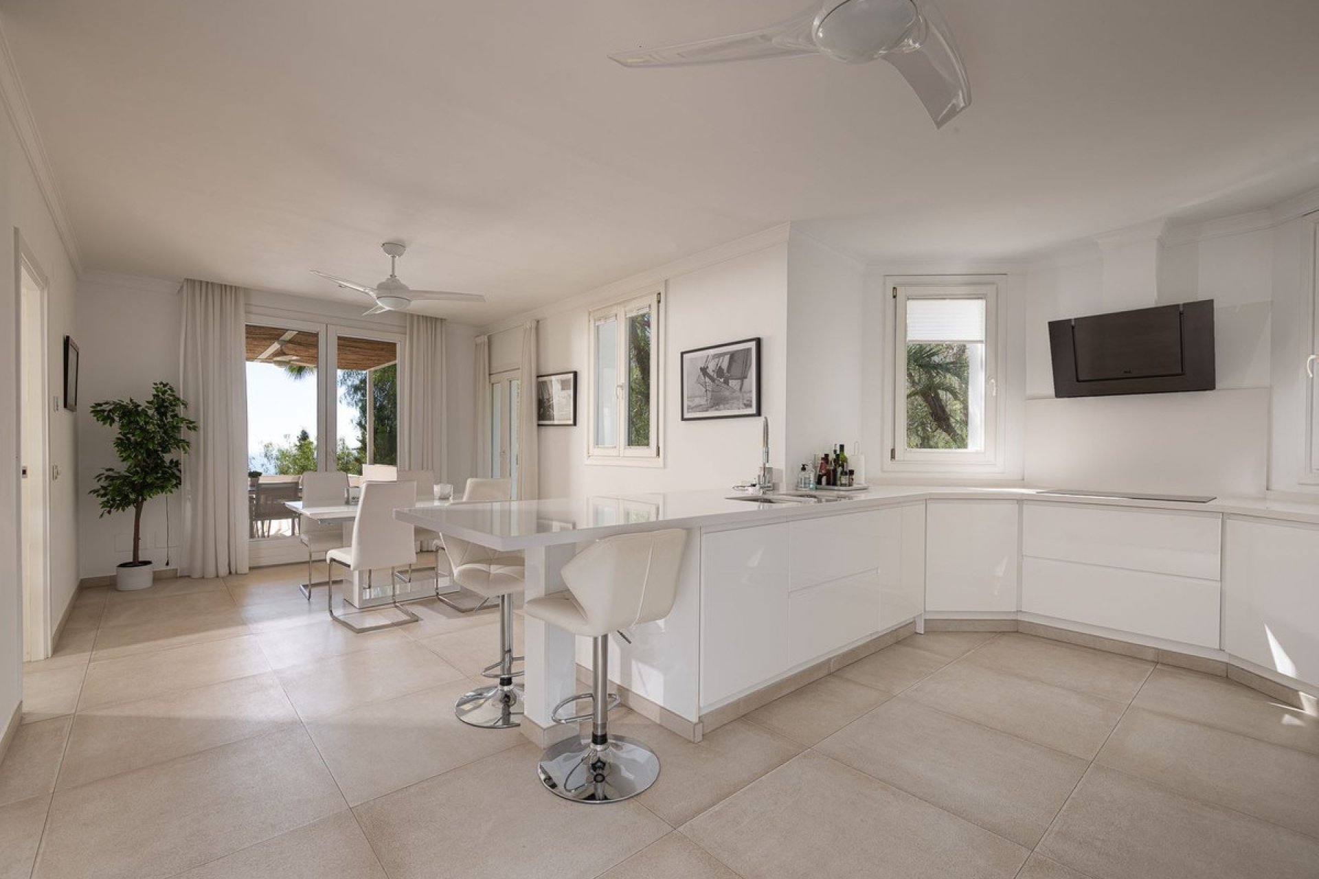 Resale - Villa - Marbella - Hacienda Las Chapas