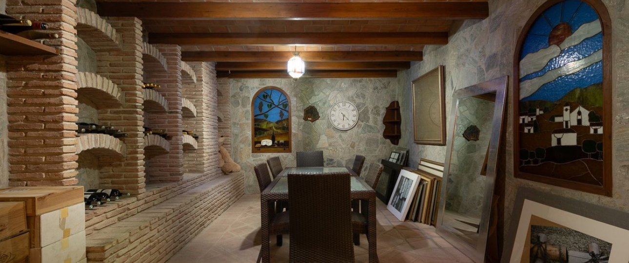 Resale - Villa - Marbella - Hacienda Las Chapas