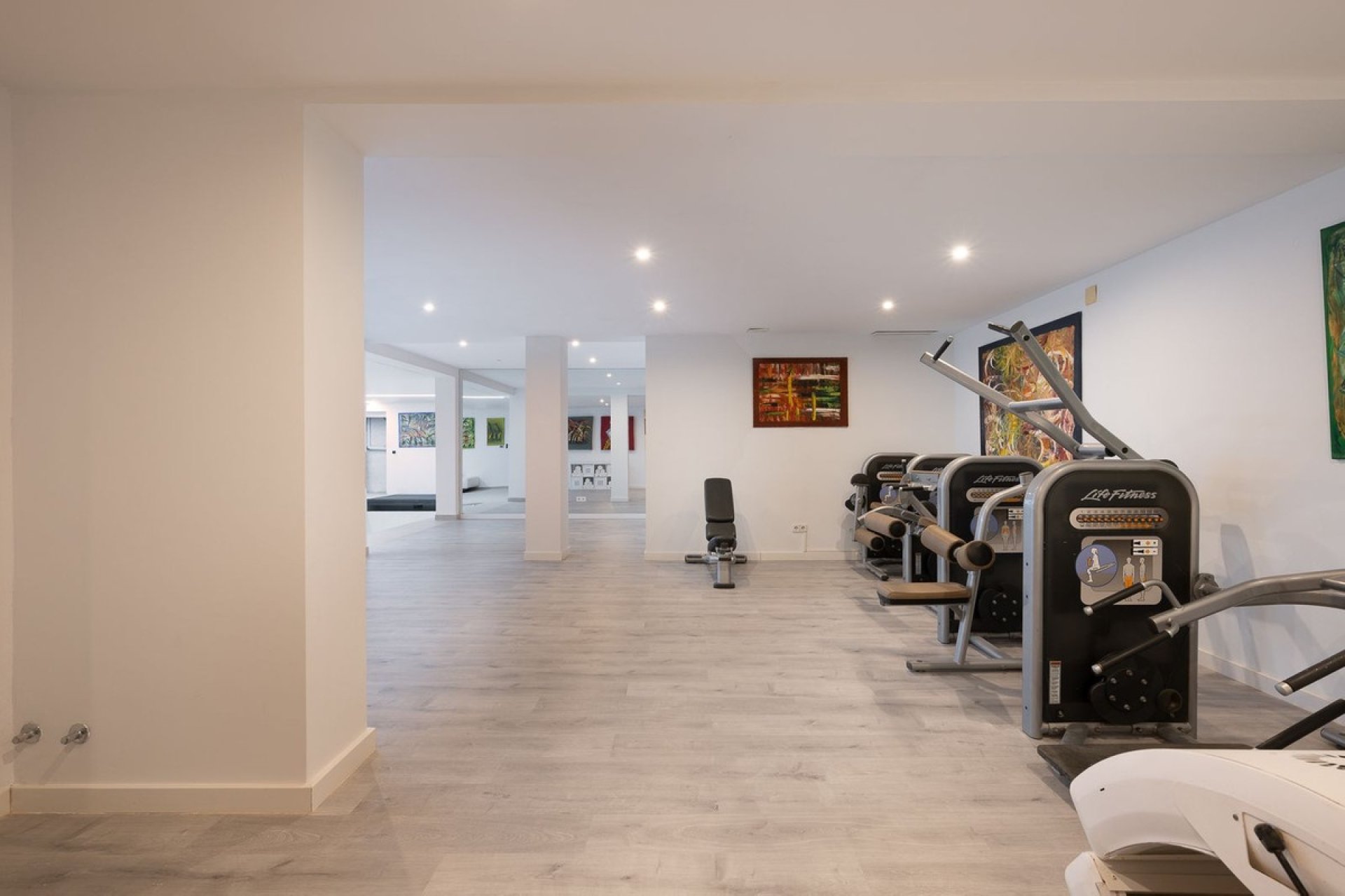 Resale - Villa - Marbella - Hacienda Las Chapas