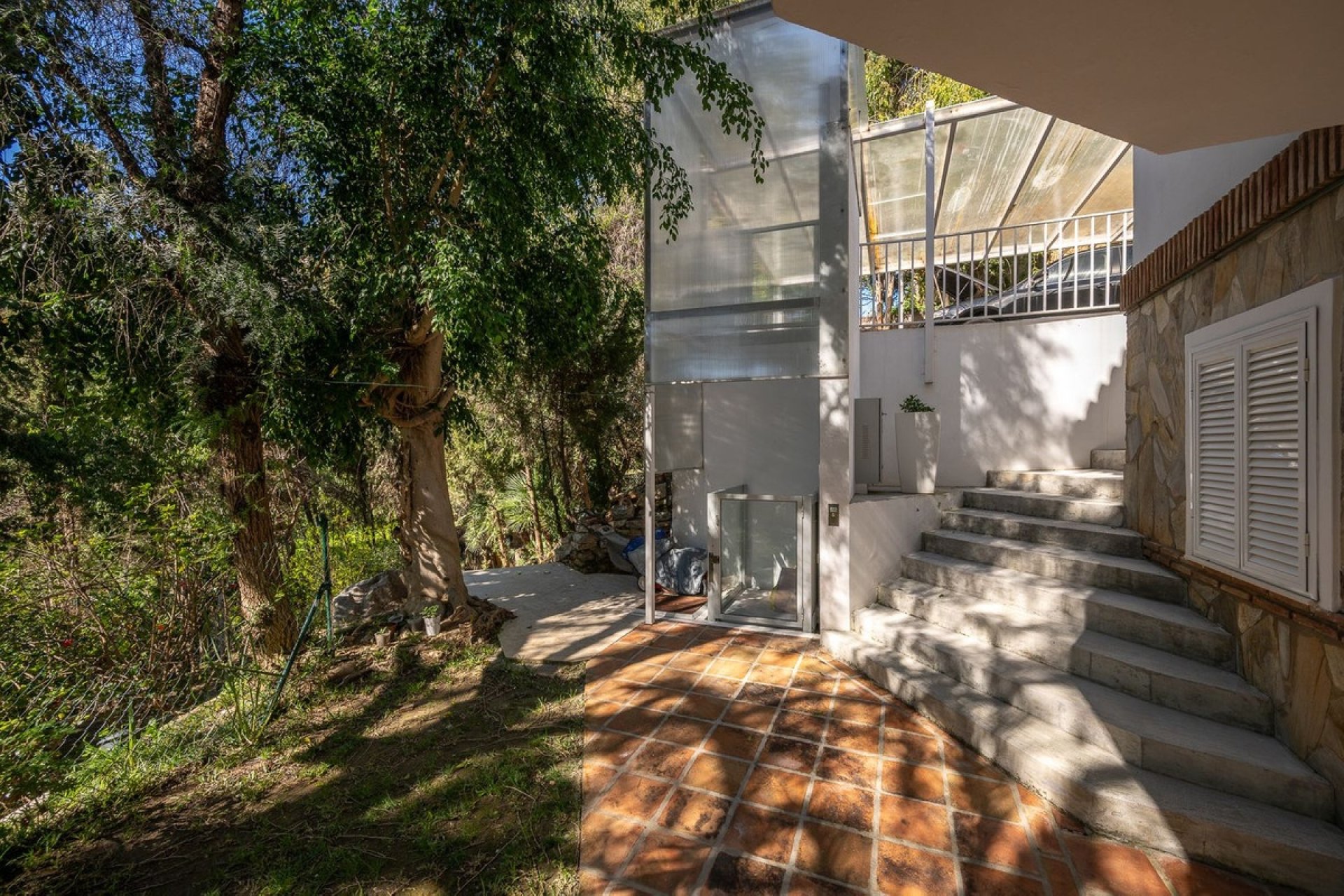Resale - Villa - Marbella - Hacienda Las Chapas