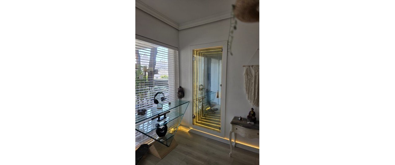 Resale - Villa - Marbella - Hacienda Las Chapas