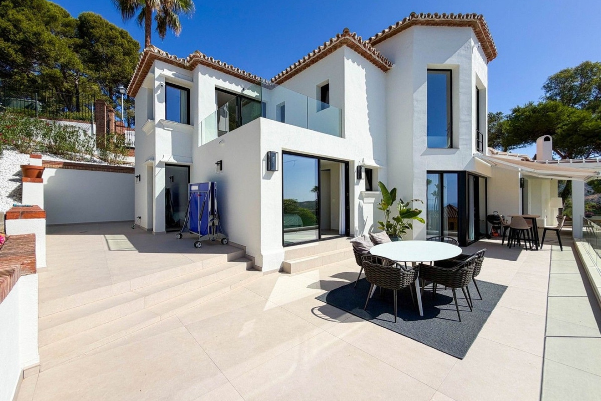 Resale - Villa - Marbella - Hacienda Las Chapas