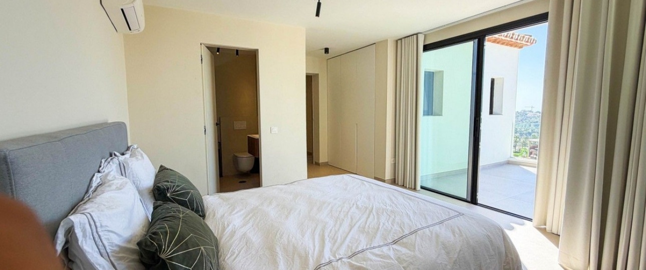 Resale - Villa - Marbella - Hacienda Las Chapas