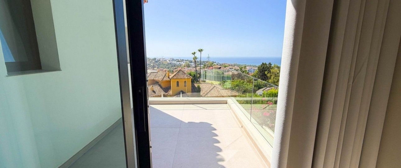 Resale - Villa - Marbella - Hacienda Las Chapas