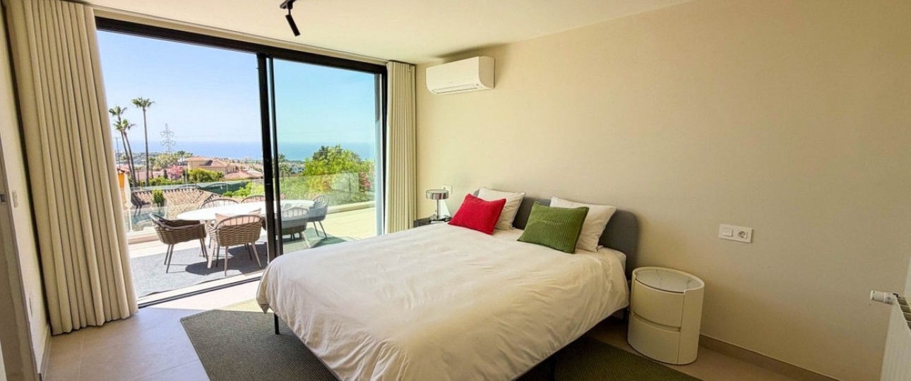 Resale - Villa - Marbella - Hacienda Las Chapas