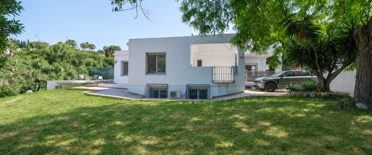 Resale - Villa - Marbella - Hacienda Las Chapas
