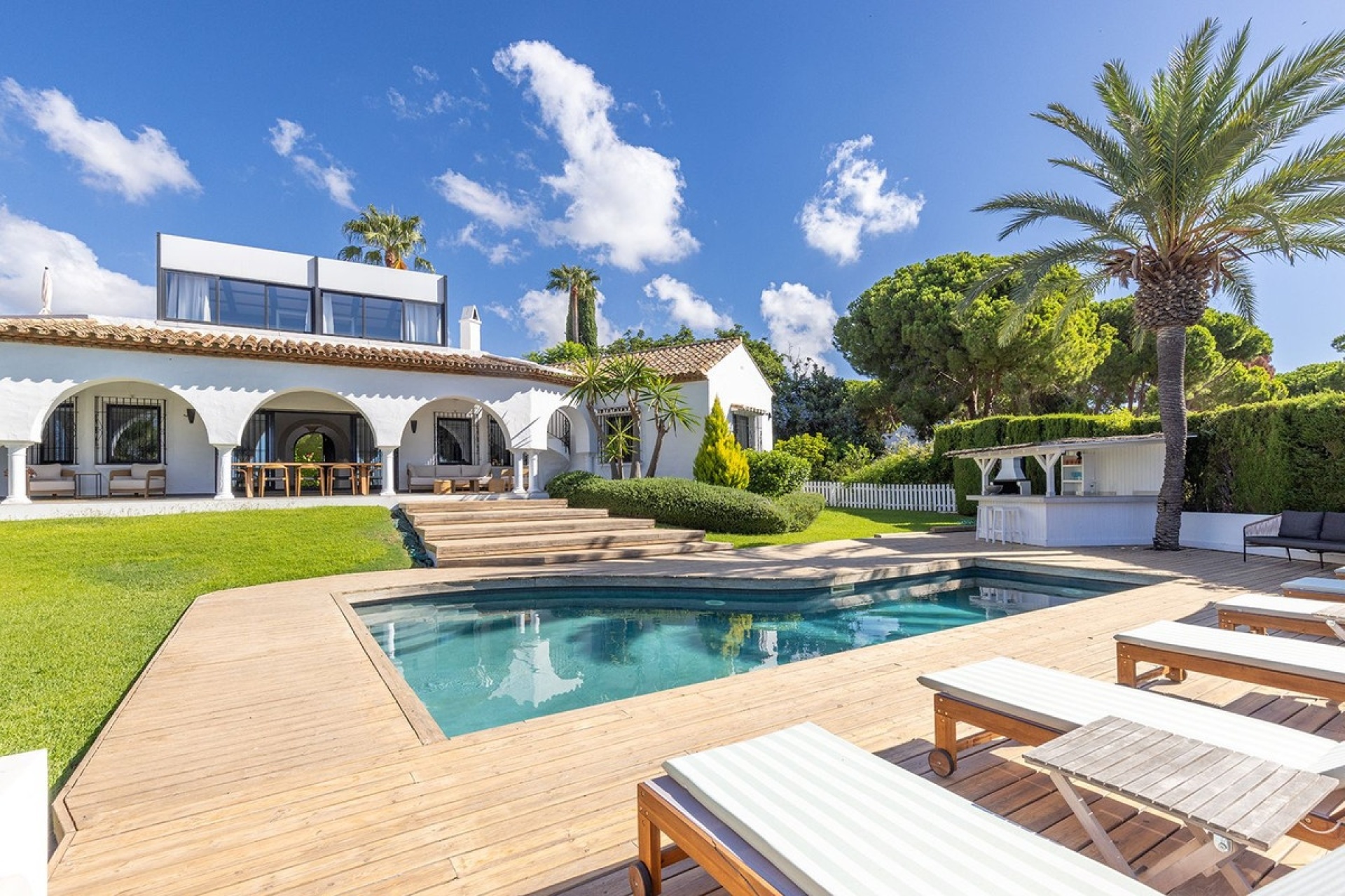 Resale - Villa - Marbella - Hacienda Las Chapas