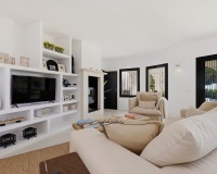 Resale - Villa - Marbella - Hacienda Las Chapas