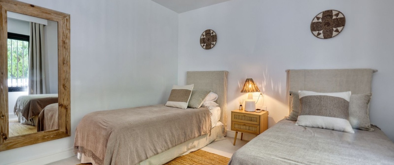 Resale - Villa - Marbella - Hacienda Las Chapas