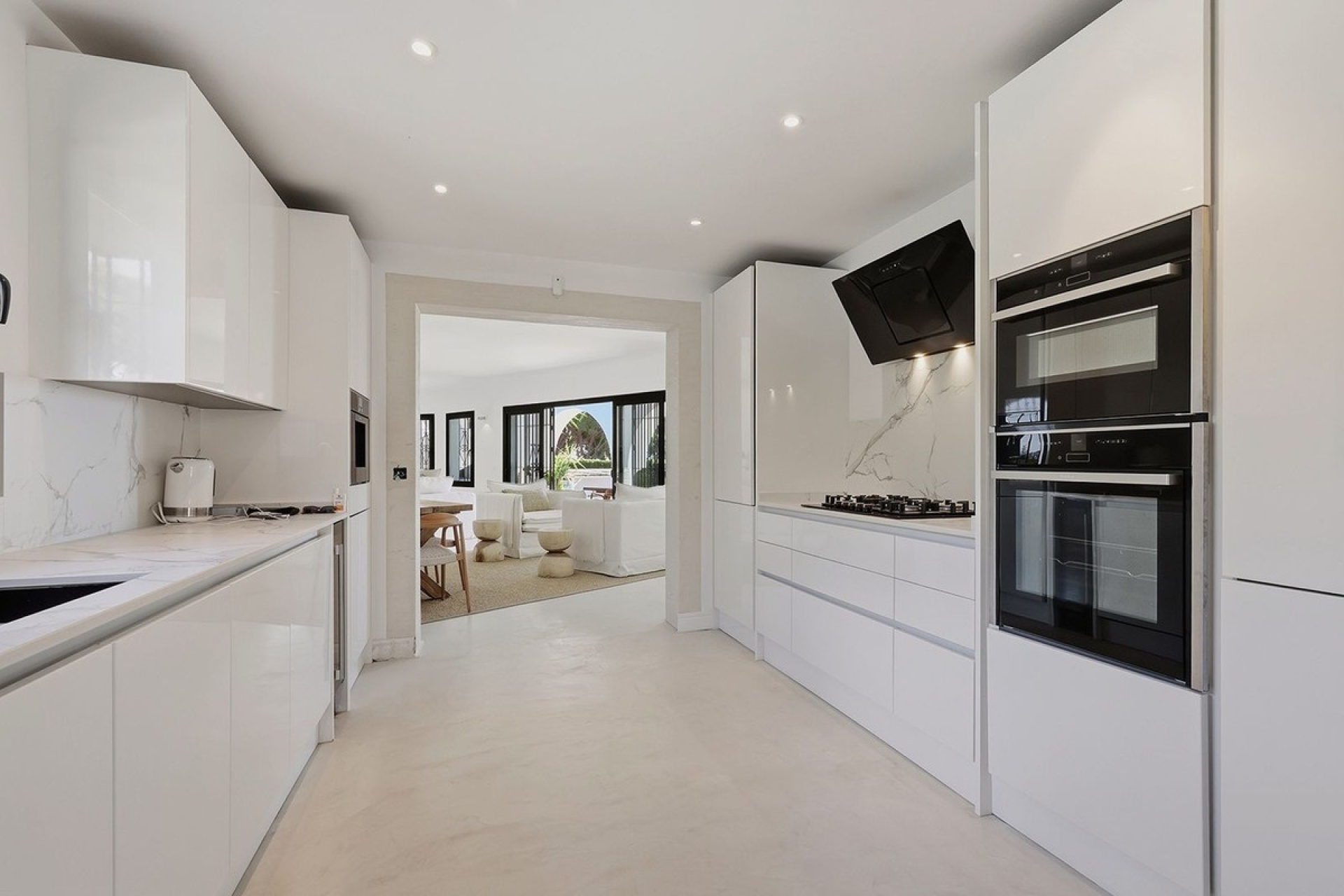 Resale - Villa - Marbella - Hacienda Las Chapas