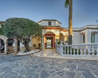 Resale - Villa - Marbella - Hacienda Las Chapas