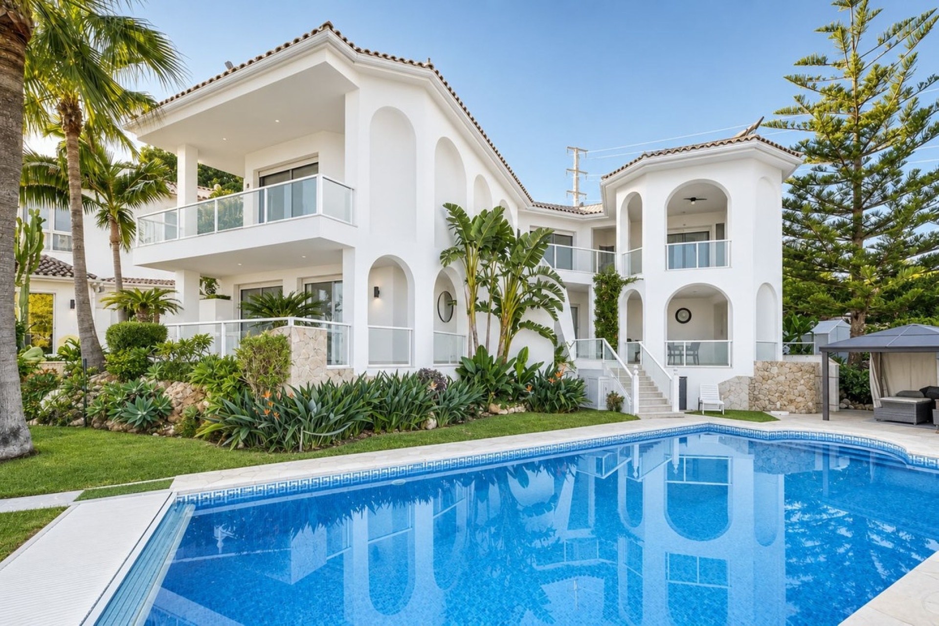 Resale - Villa - Marbella - Hacienda Las Chapas