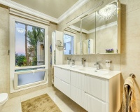 Resale - Villa - Marbella - Hacienda Las Chapas