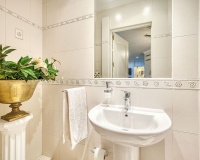 Resale - Villa - Marbella - Hacienda Las Chapas